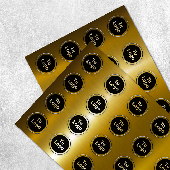 Etiqueta personalizada dorada metalizada con barniz sectorizado (7302530236625)