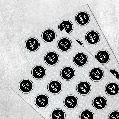 Etiqueta personalizada de papel nácar texturizado con barniz sectorizado