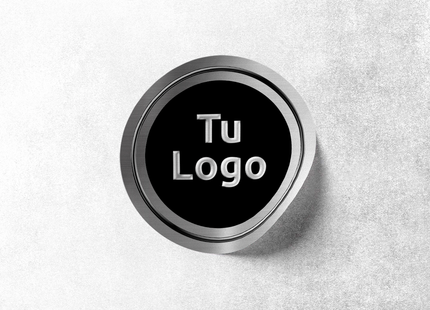 Etiqueta personalizada de vinilo plateado metalizado con barniz sectorizado (7600090185937)